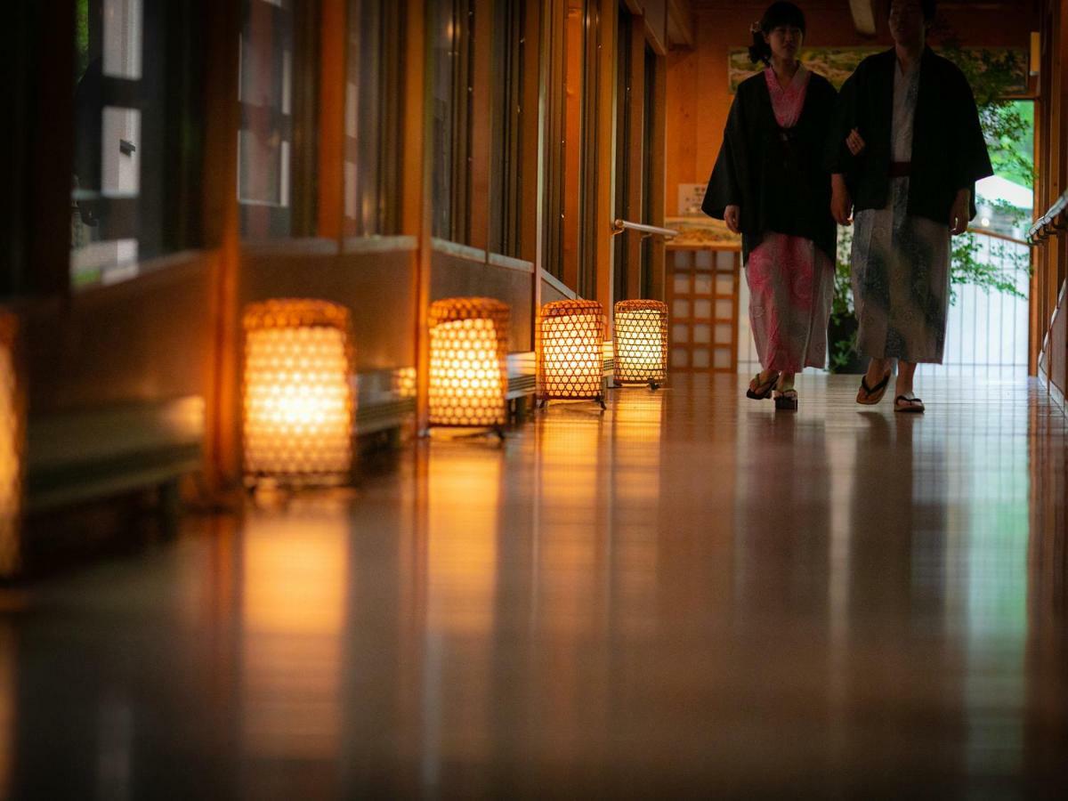 Iwakuni Kokusai Kanko Hotel Ngoại thất bức ảnh