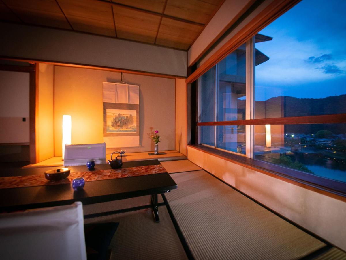 Iwakuni Kokusai Kanko Hotel Ngoại thất bức ảnh